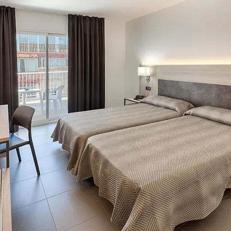 Hotel Port Fiesta Park