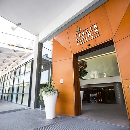 Hotel Port Fiesta Park