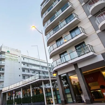 Port Fiesta Park Отель