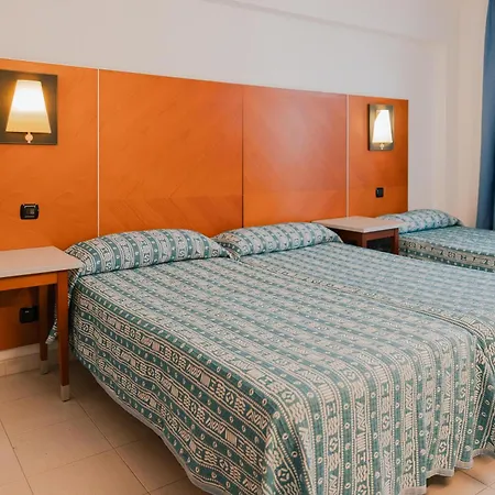 Port Fiesta Park 3* Бенидорм